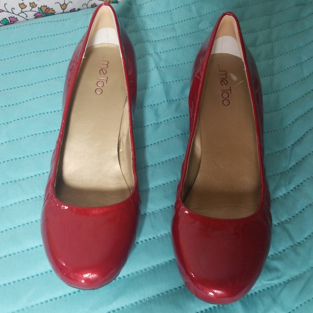 Me Too red short heeled dress shoes.